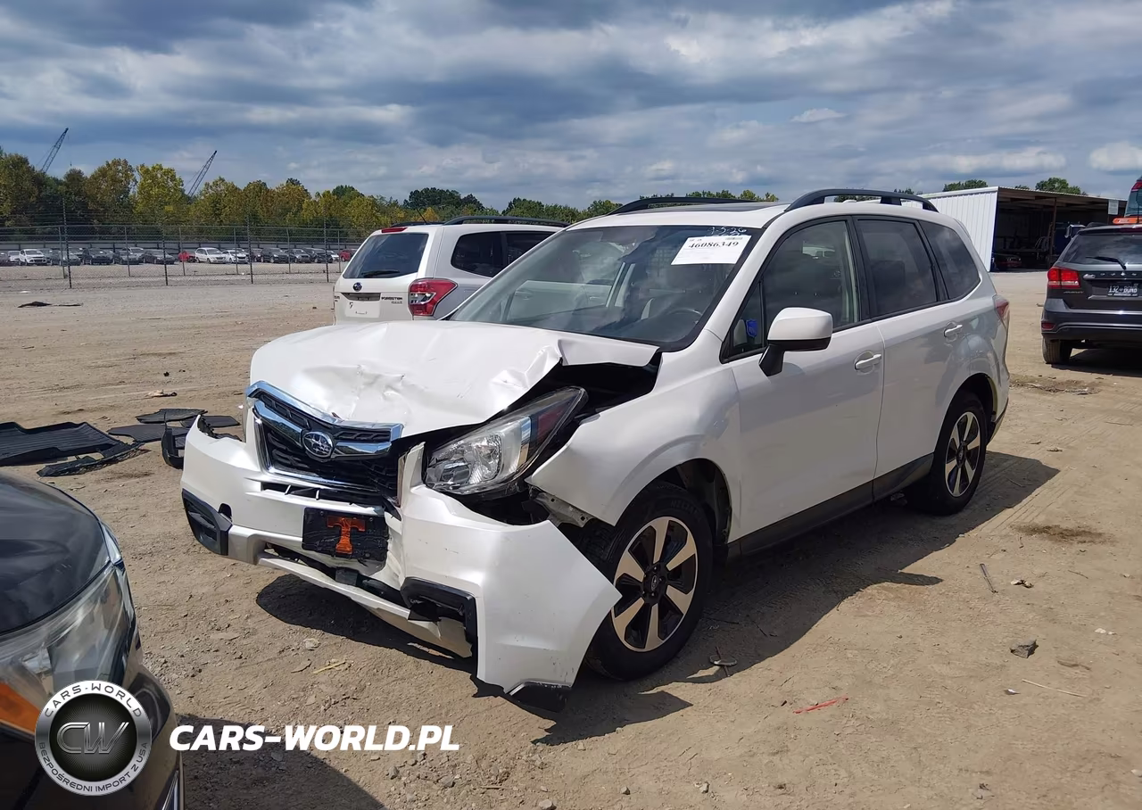 2017 Subaru Forester 2.5I Premium VIN:JF2SJAEC0HH413579 - 2