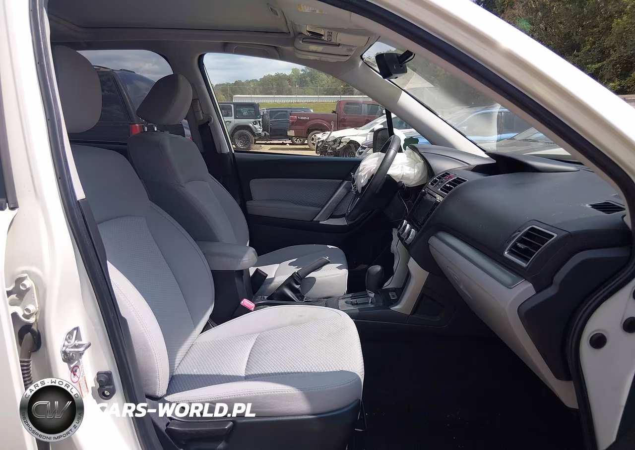 2017 Subaru Forester 2.5I Premium VIN:JF2SJAEC0HH413579 - 5