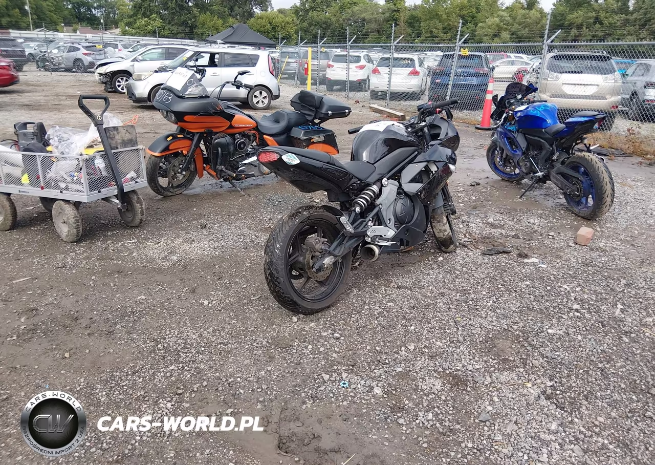 2011 Kawasaki Ex650 C VIN:JKAEXEC19BDA67045 - 4