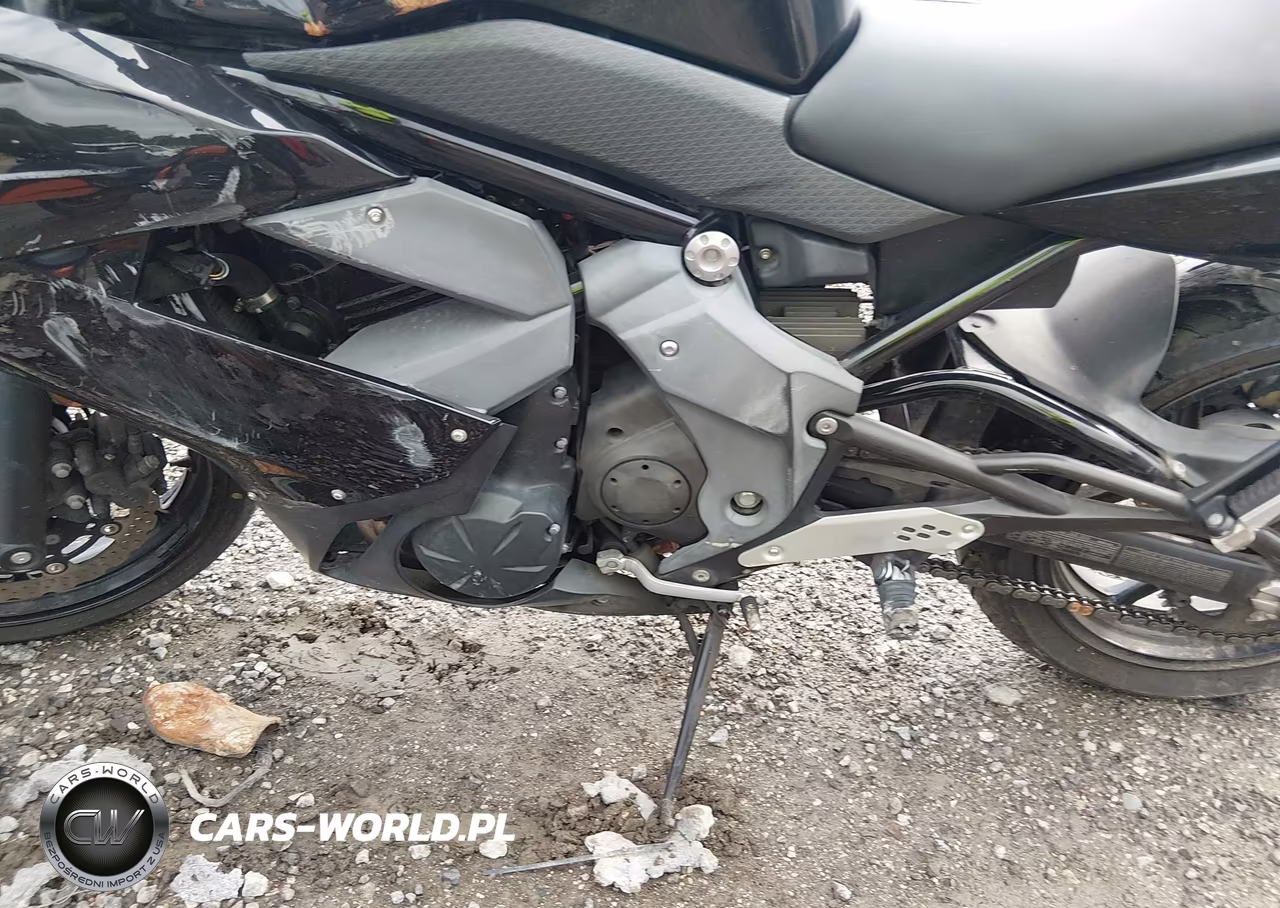 2011 Kawasaki Ex650 C VIN:JKAEXEC19BDA67045 - 9