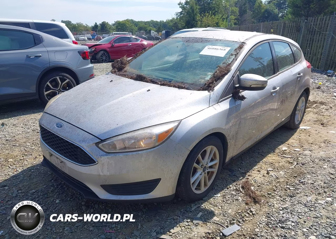 2017 Ford Focus Se VIN:1FADP3K27HL208972 - 2