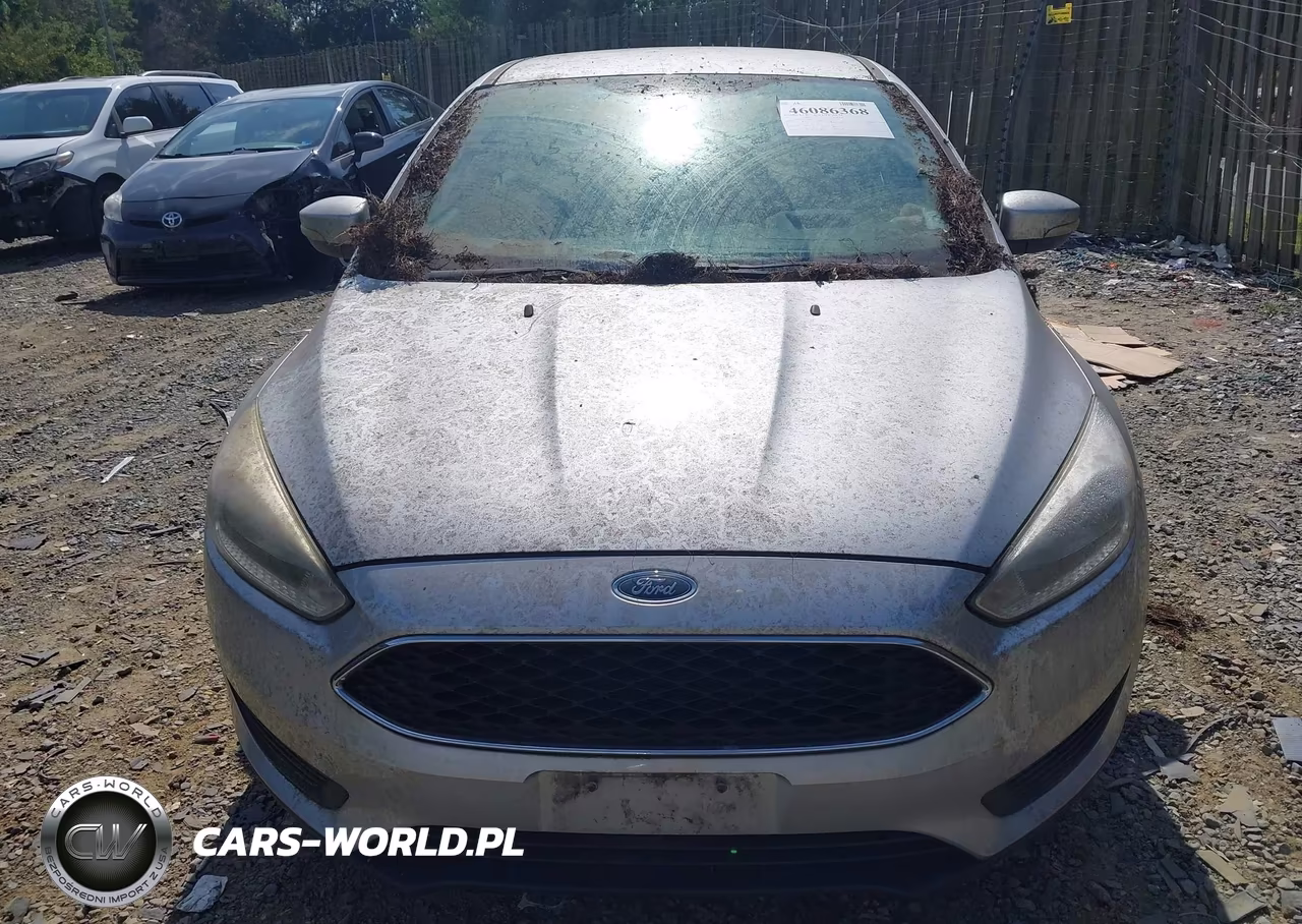 2017 Ford Focus Se VIN:1FADP3K27HL208972 - 6