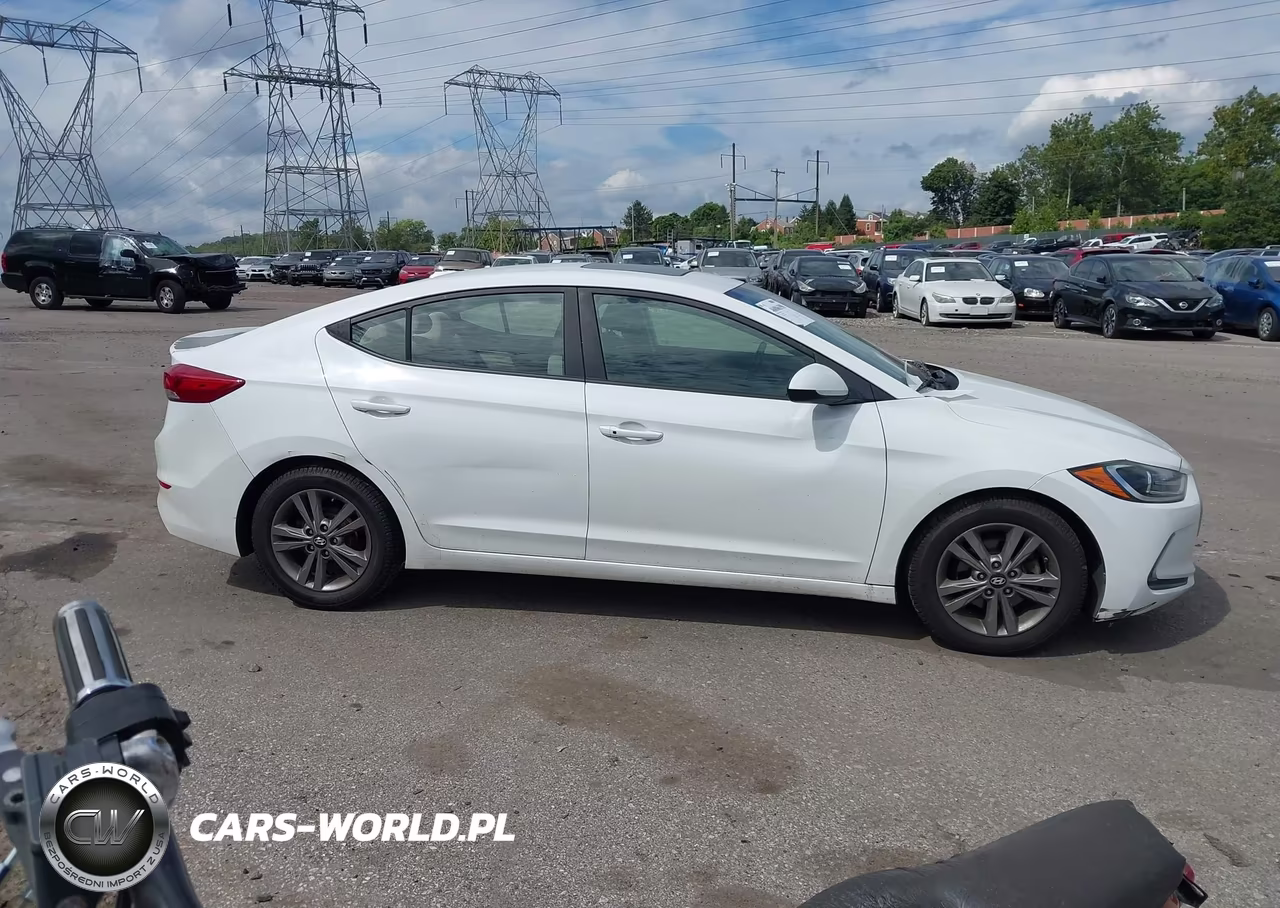 2017 Hyundai Elantra Value Edition VIN:5NPD84LF1HH122849 - 13