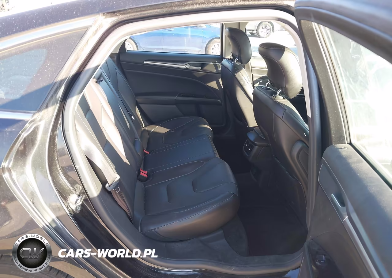 2013 Ford Fusion Titanium VIN:3FA6P0K98DR361733 - 8