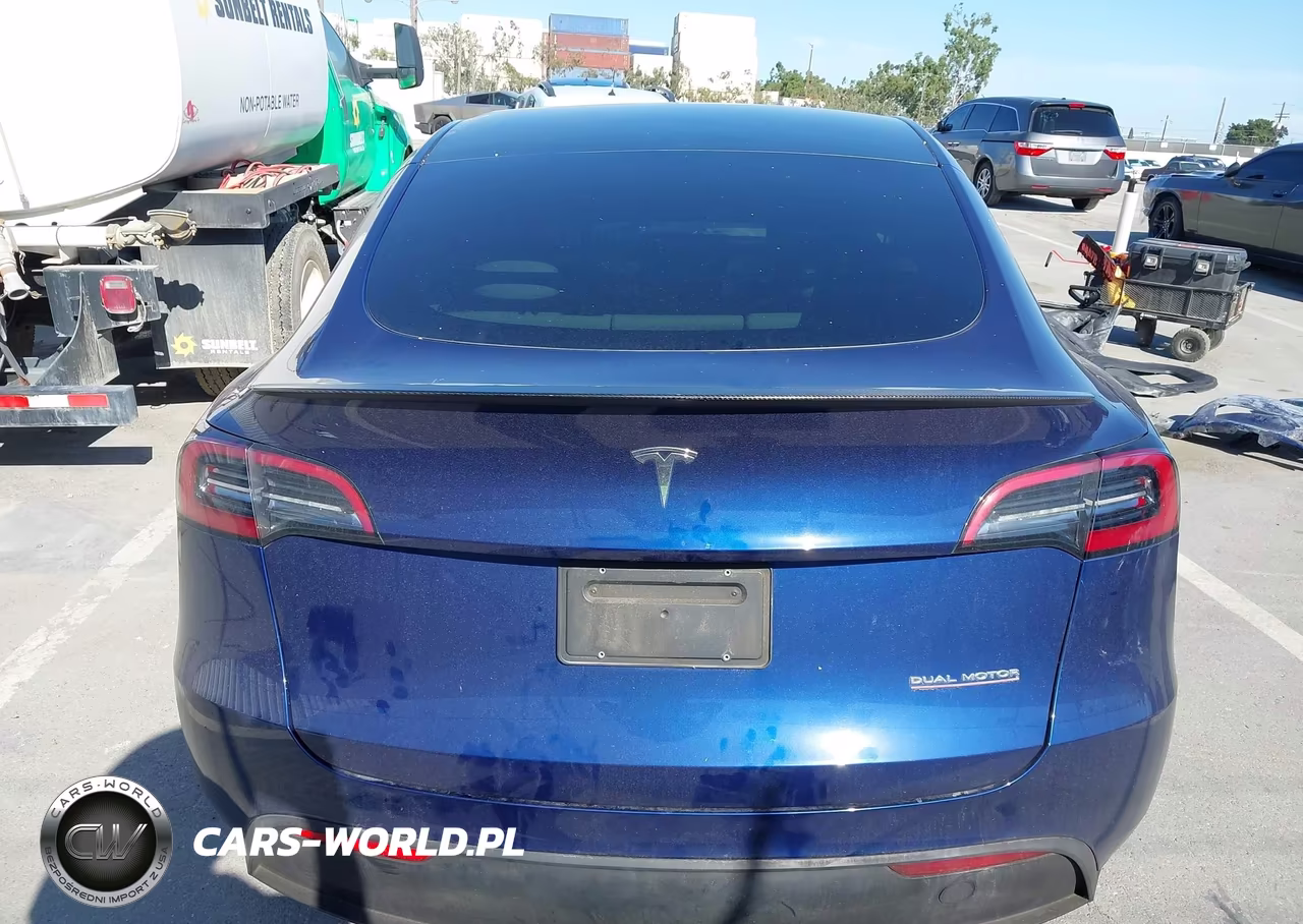 2023 Tesla Model Y Performance Dual Motor All-Wheel Drive VIN:7SAYGDEF6PF600930 - 16