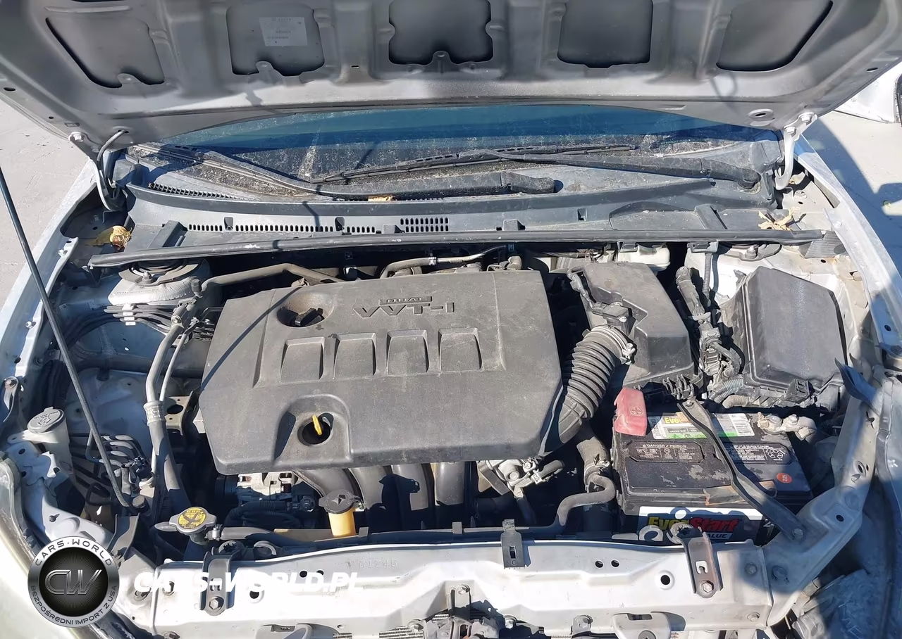 2014 Toyota Corolla S Plus VIN:5YFBURHE3EP126805 - 10
