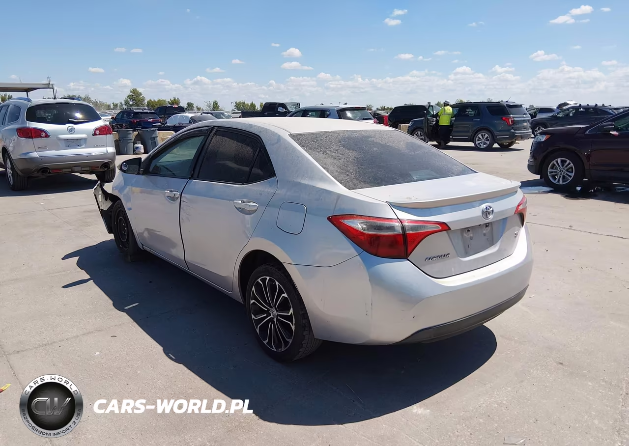 2014 Toyota Corolla S Plus VIN:5YFBURHE3EP126805 - 3
