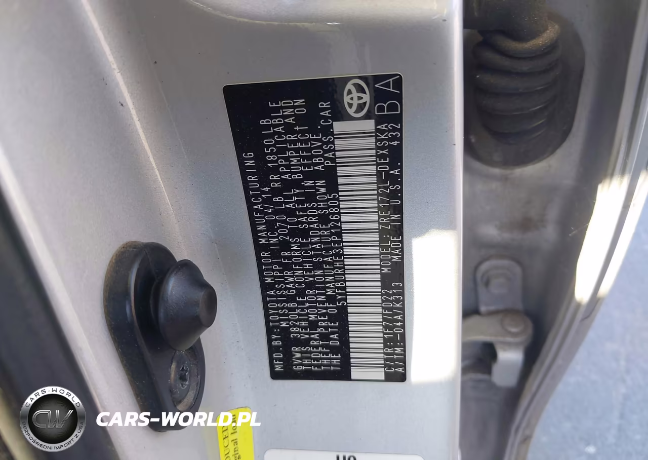 2014 Toyota Corolla S Plus VIN:5YFBURHE3EP126805 - 9