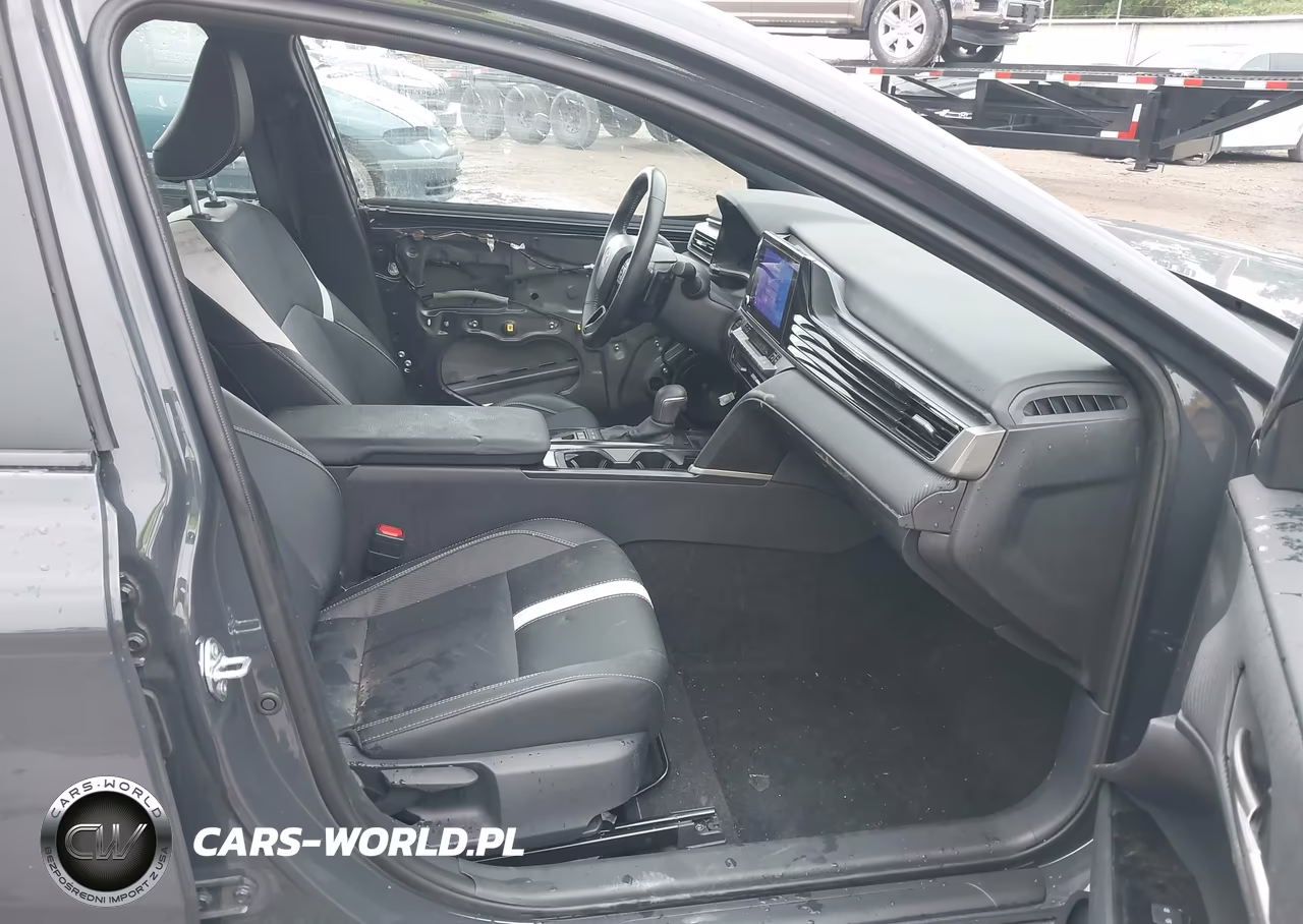 2026 Toyota Camry Se VIN:4T1DAACK2TU272785 - 5