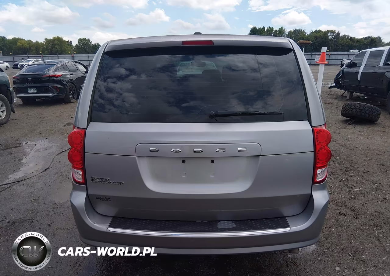 2015 Dodge Grand Caravan American Value Pkg VIN:2C4RDGBG3FR748089 - 16