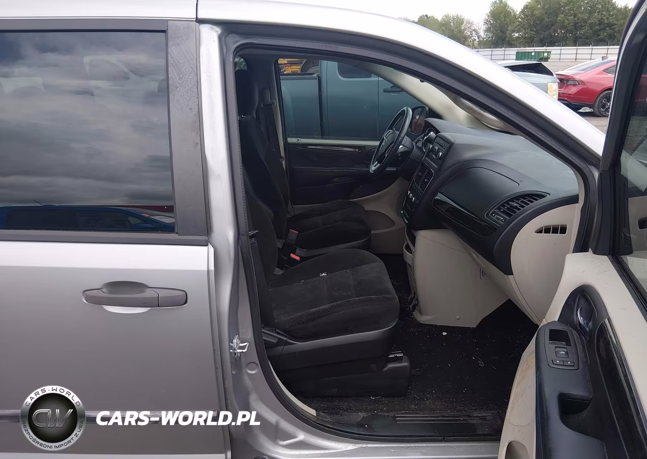 2015 Dodge Grand Caravan American Value Pkg VIN:2C4RDGBG3FR748089 - 5