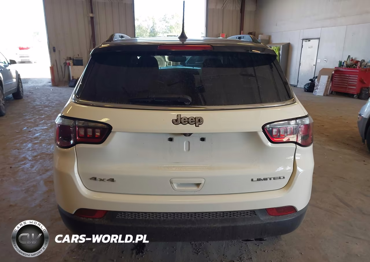 2018 Jeep Compass Limited 4X4 VIN:3C4NJDCB3JT372539 - 16