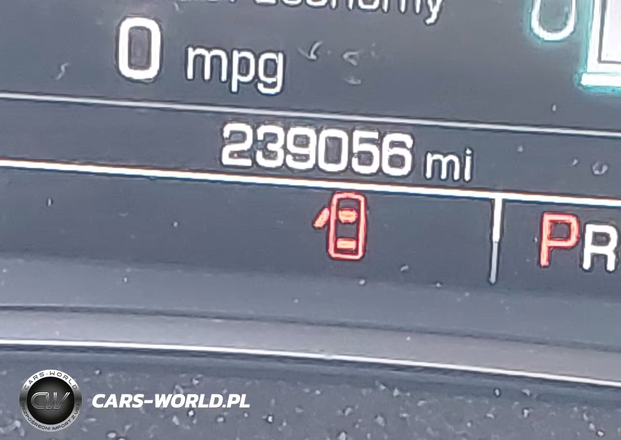2018 Chevrolet Traverse Premier VIN:1GNEVJKW0JJ211619 - 15