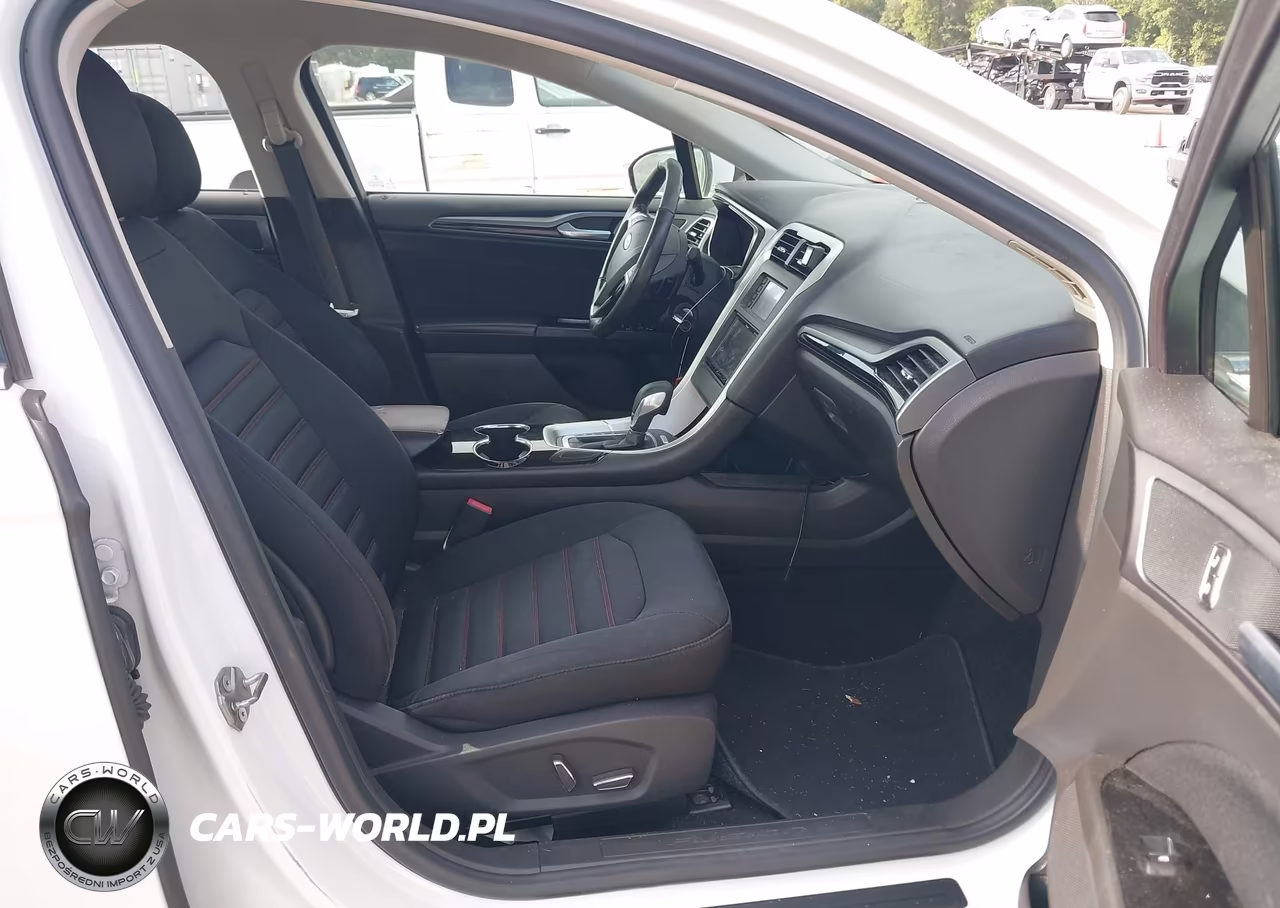 2016 Ford Fusion Se VIN:3FA6P0T95GR285956 - 5