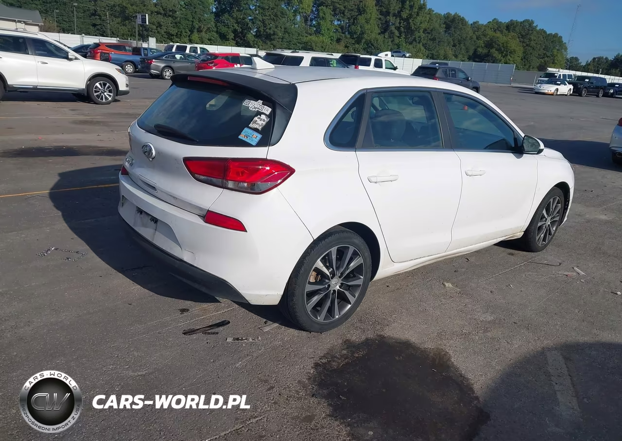 2018 Hyundai Elantra Gt VIN:KMHH35LE7JU053976 - 4