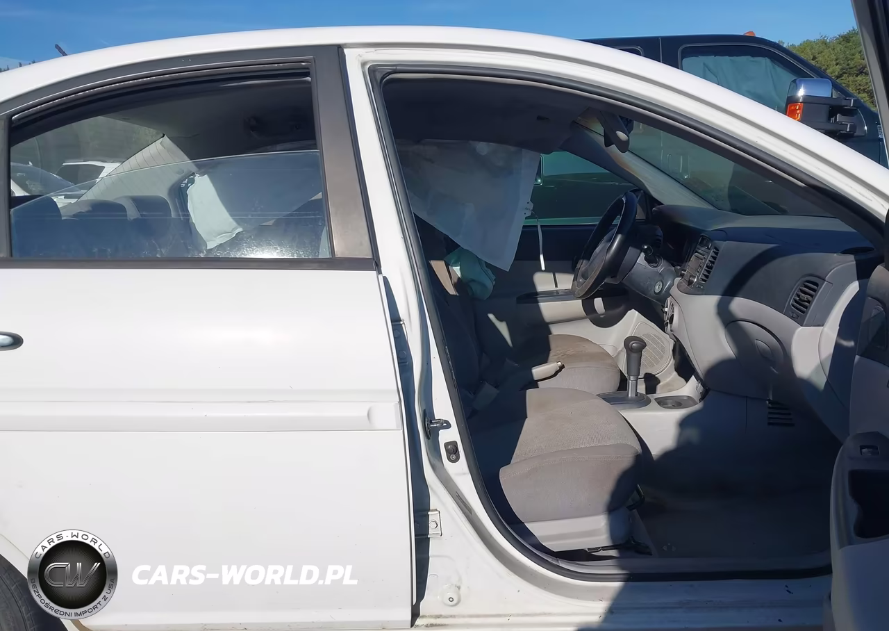 2006 Hyundai Accent Gls VIN:KMHCN46C96U028156 - 5