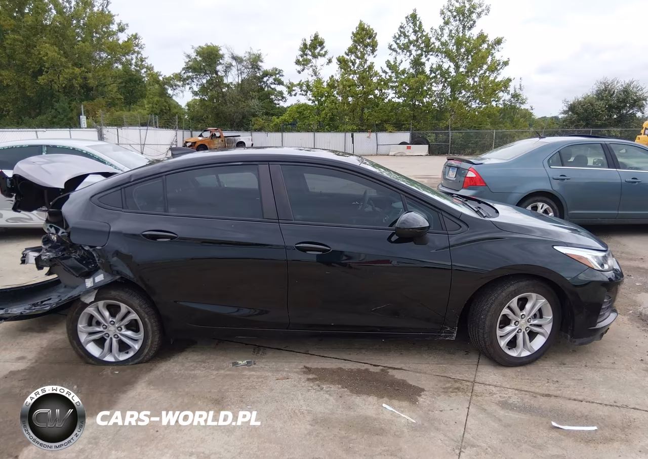 2019 Chevrolet Cruze Ls VIN:1G1BC5SM9K7130827 - 13
