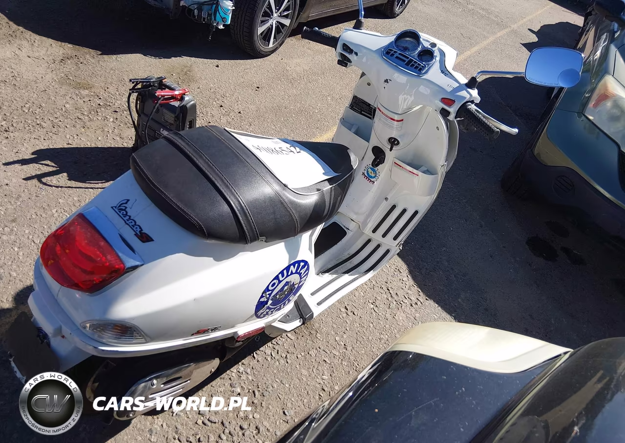 2009 Vespa Lx 150 VIN:ZAPM448F395601505 - 4