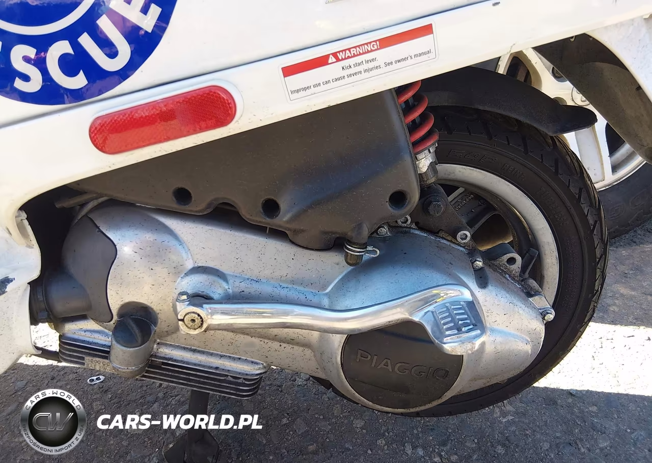 2009 Vespa Lx 150 VIN:ZAPM448F395601505 - 9