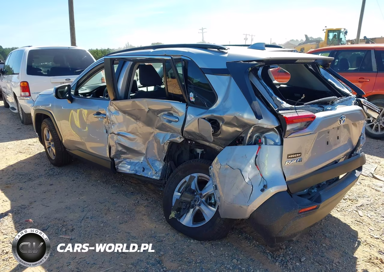 2024 Toyota Rav4 Hybrid Xle VIN:JTMRWRFV1RJ059806 - 3
