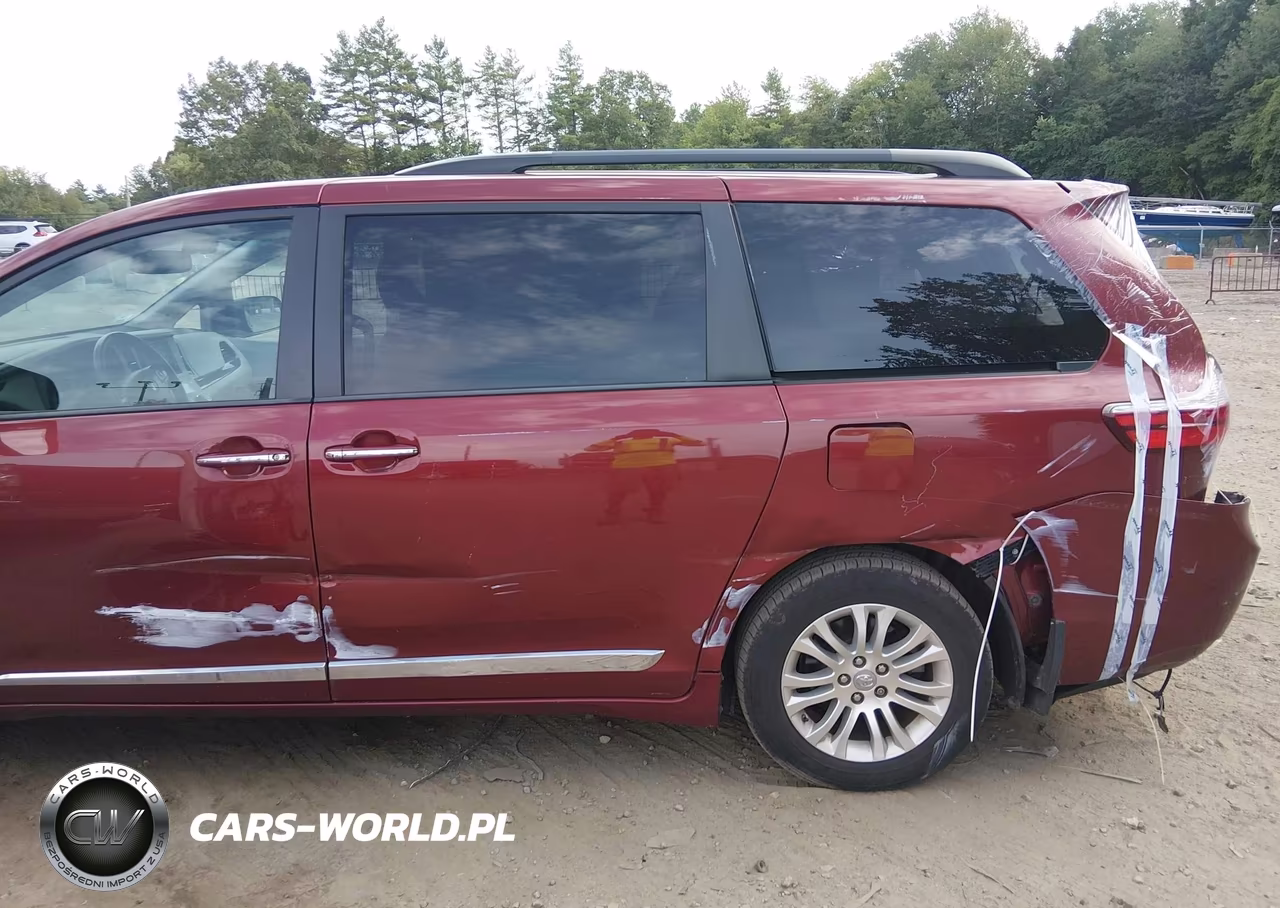 2017 Toyota Sienna Xle 8 Passenger VIN:5TDYZ3DC1HS818733 - 6