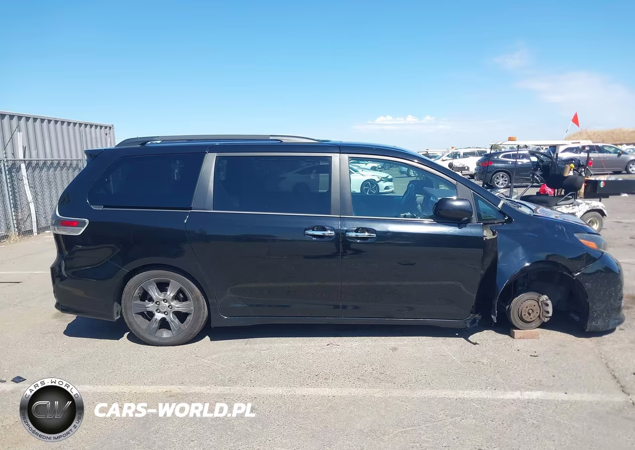 2015 Toyota Sienna Se 8 Passenger VIN:5TDXK3DC3FS559000 - 14