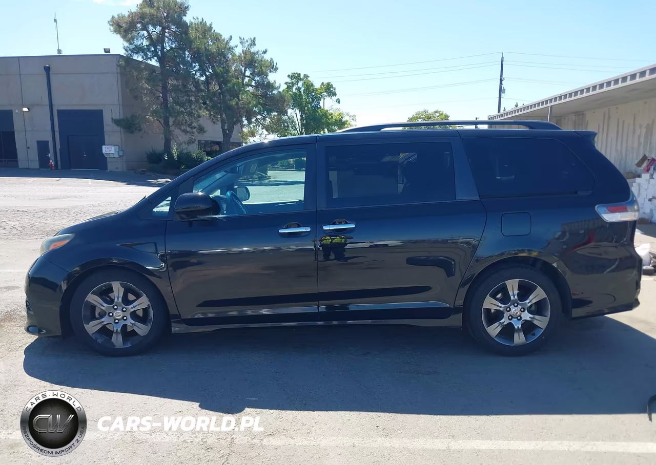 2015 Toyota Sienna Se 8 Passenger VIN:5TDXK3DC3FS559000 - 15
