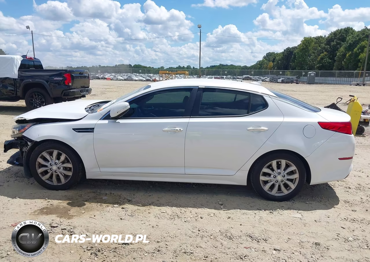 2015 Kia Optima Ex VIN:5XXGN4A71FG494833 - 15