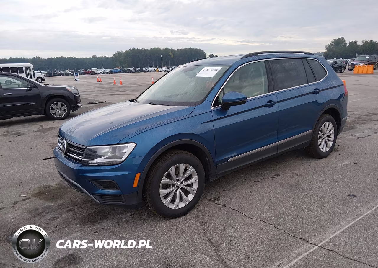 2018 Volkswagen Tiguan 2.0T Se-2.0T Sel VIN:3VV2B7AXXJM151290 - 2