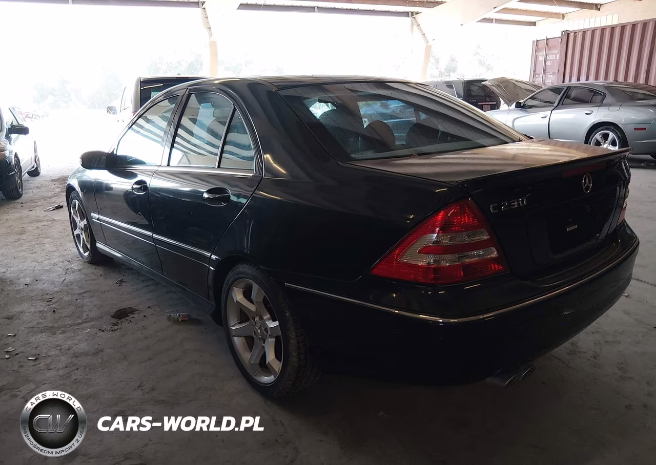 2007 Mercedes-Benz C 230 Sport VIN:WDBRF52H37F913136 - 3