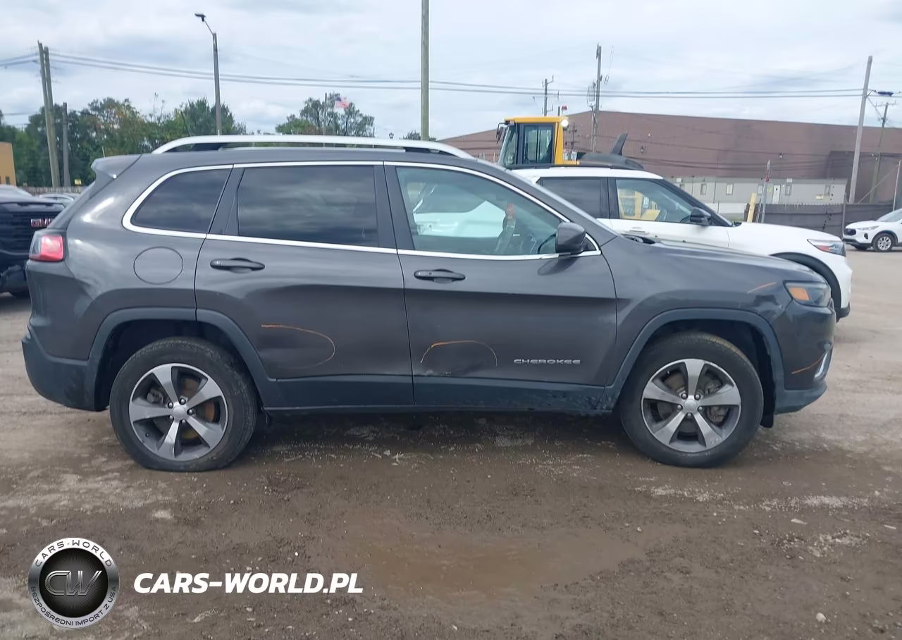 2020 Jeep Cherokee Limited 4X4 VIN:1C4PJMDX0LD555618 - 13
