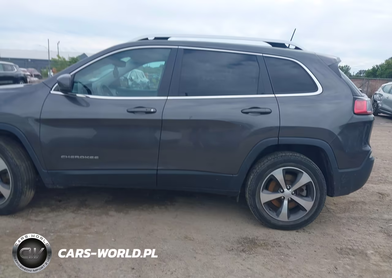 2020 Jeep Cherokee Limited 4X4 VIN:1C4PJMDX0LD555618 - 14
