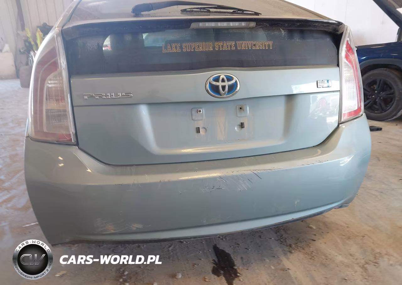 2013 Toyota Prius Two VIN:JTDKN3DU4D5568267 - 6