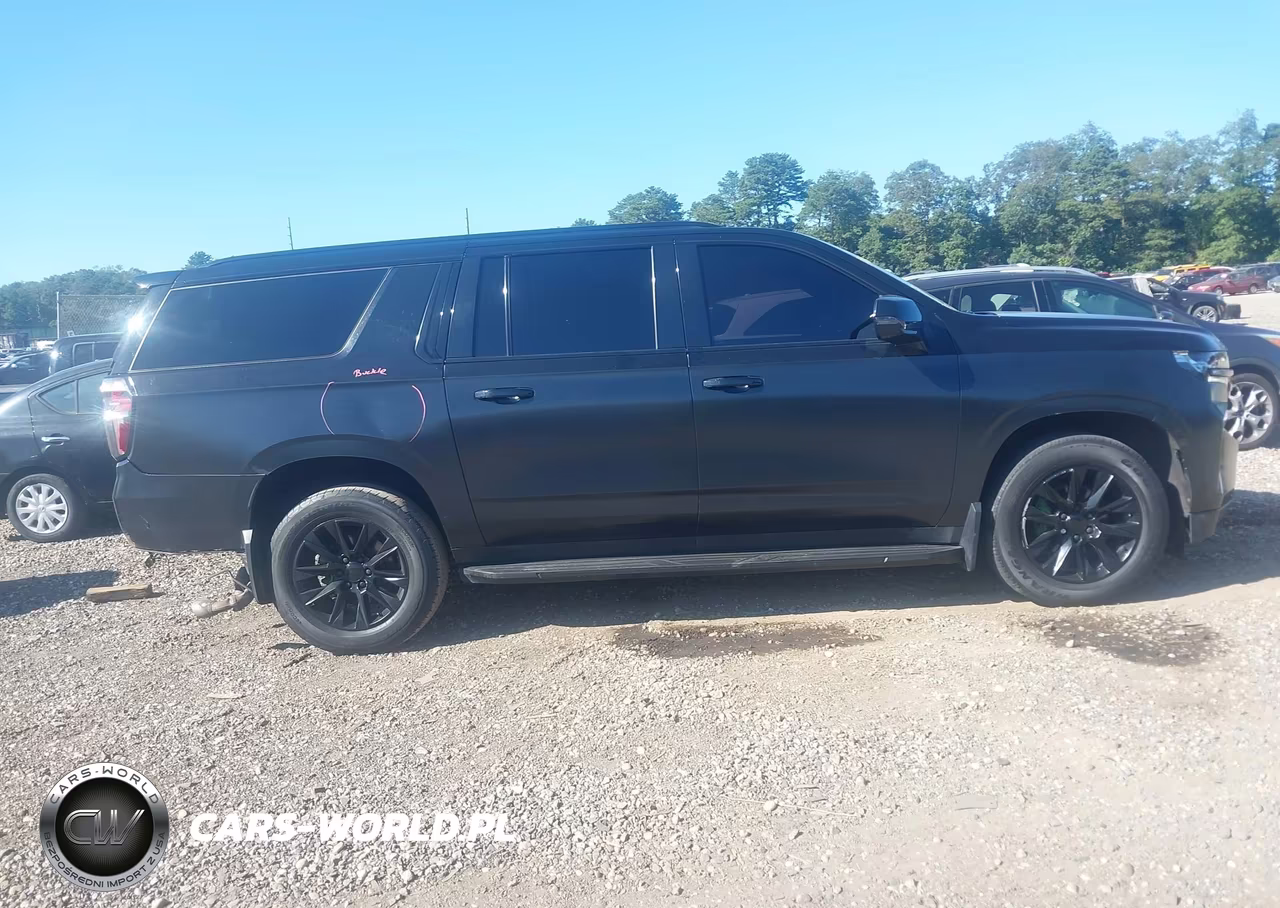 2022 Chevrolet Suburban 4Wd Premier VIN:1GNSKFKD3NR301894 - 13