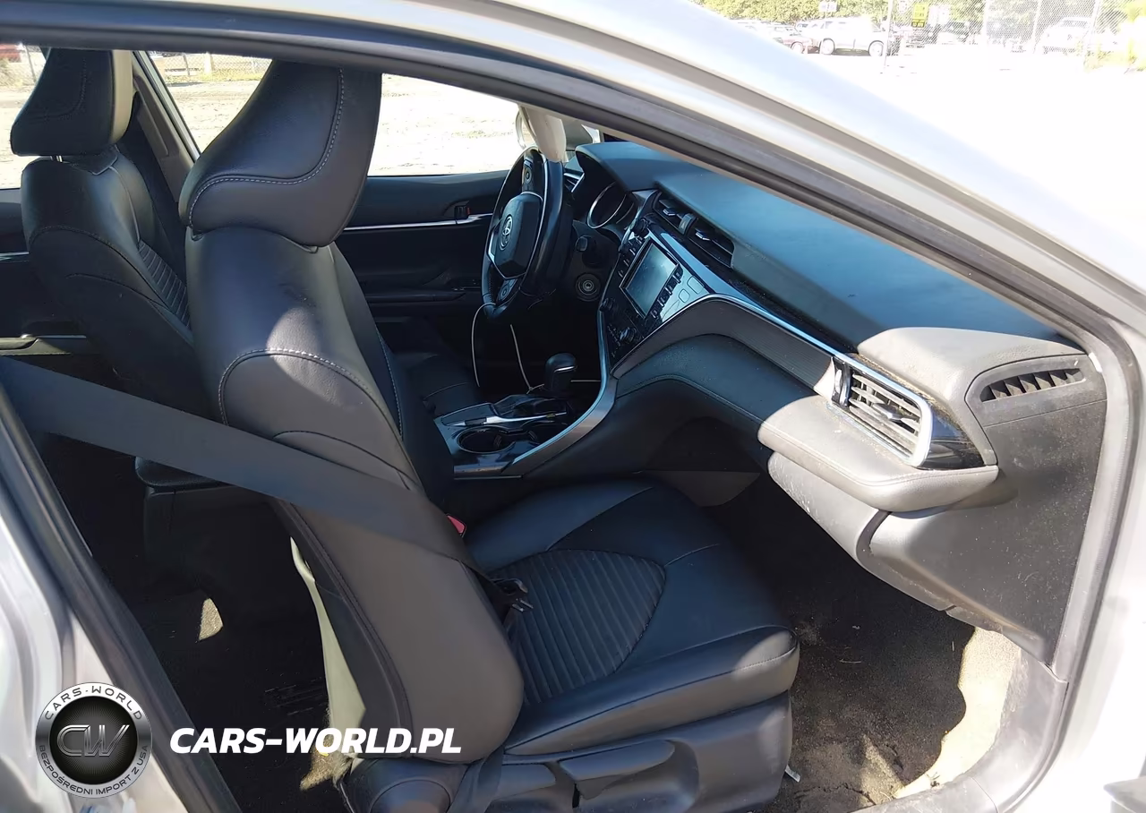 2018 Toyota Camry Se VIN:JTNB11HK2J3016231 - 5