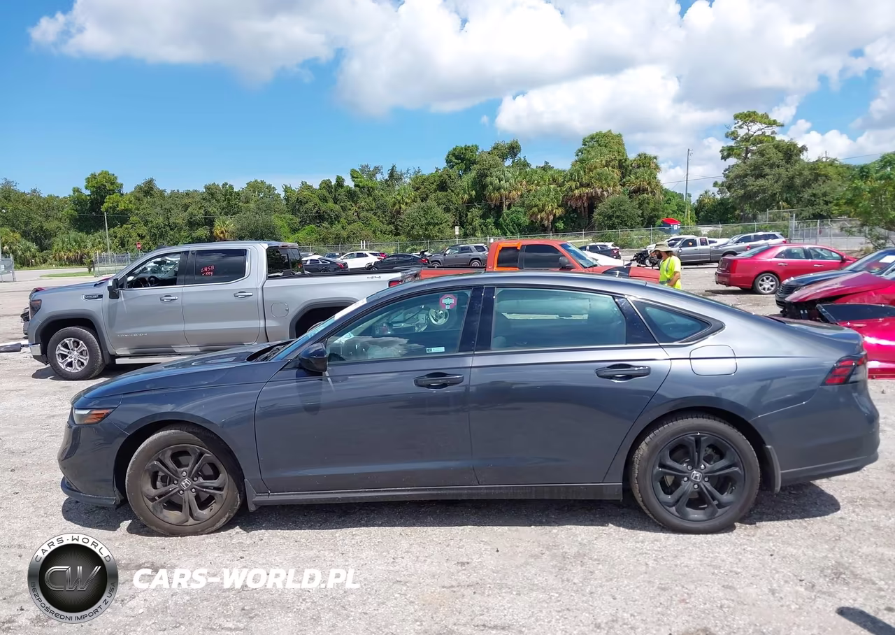 2025 Honda Accord Se VIN:1HGCY1F48SA047135 - 14