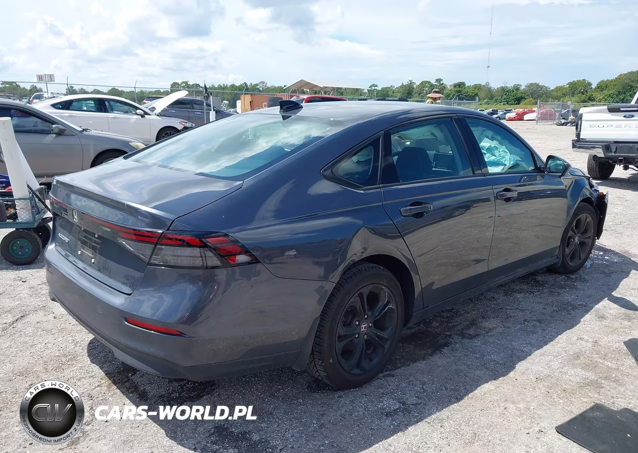 2025 Honda Accord Se VIN:1HGCY1F48SA047135 - 4