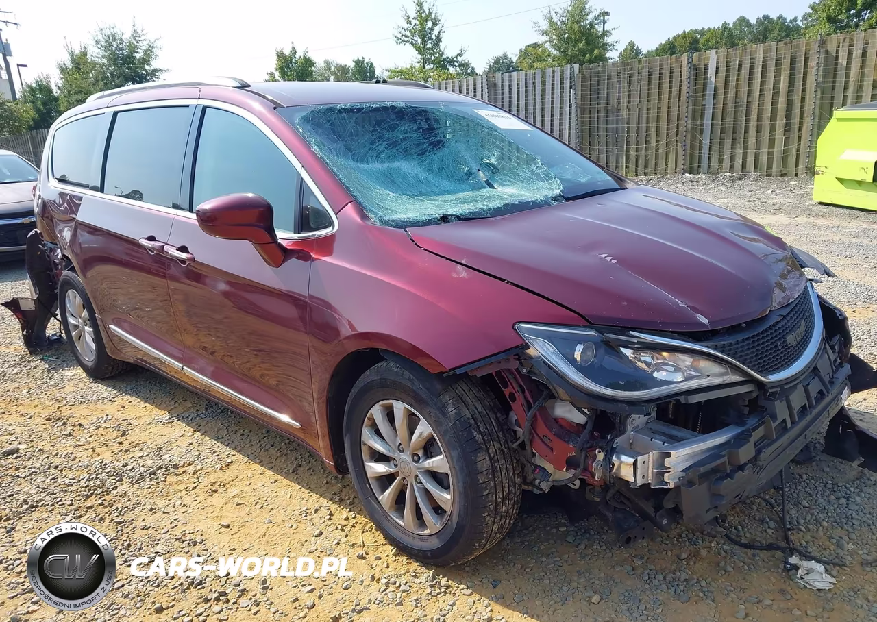 2019 Chrysler Pacifica Touring L – zdjęcie 1 z 17