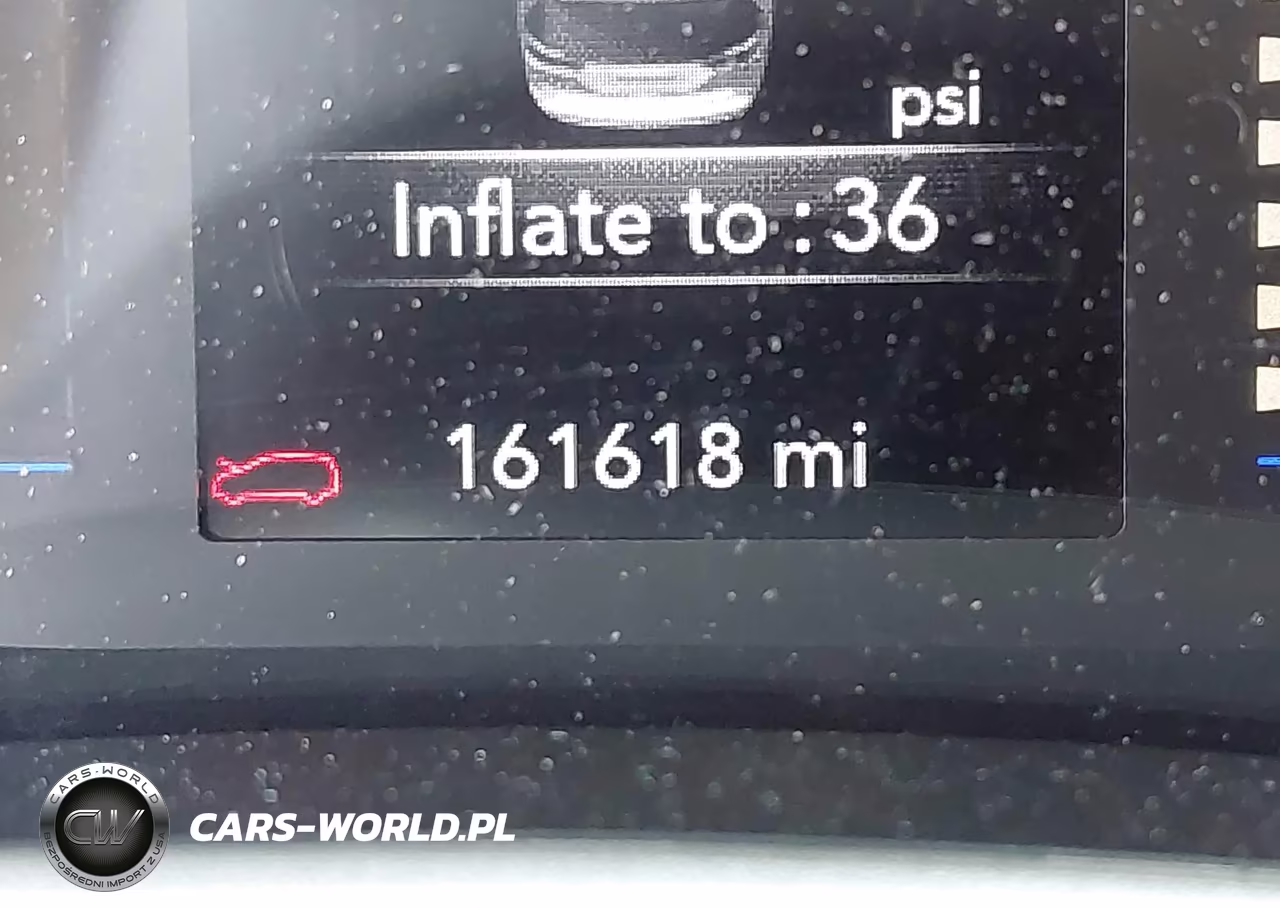 2019 Chrysler Pacifica Touring L VIN:2C4RC1BG6KR554876 - 16