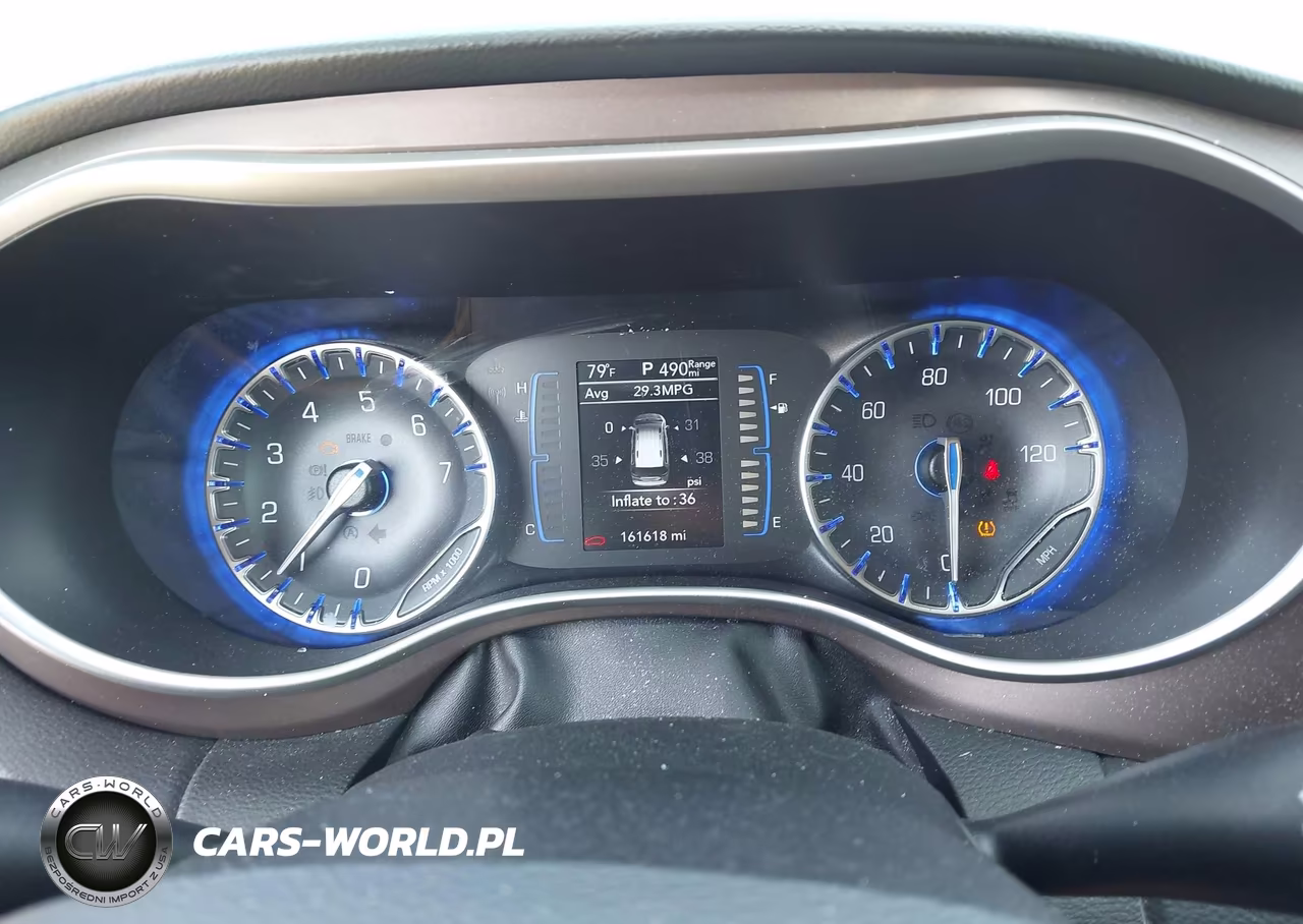 2019 Chrysler Pacifica Touring L VIN:2C4RC1BG6KR554876 - 7