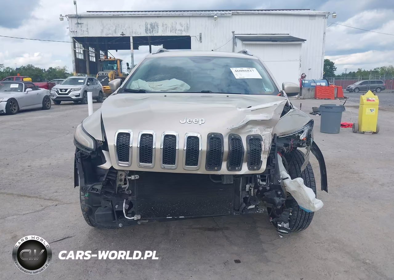 2015 Jeep Cherokee Latitude VIN:1C4PJMCS0FW529437 - 6