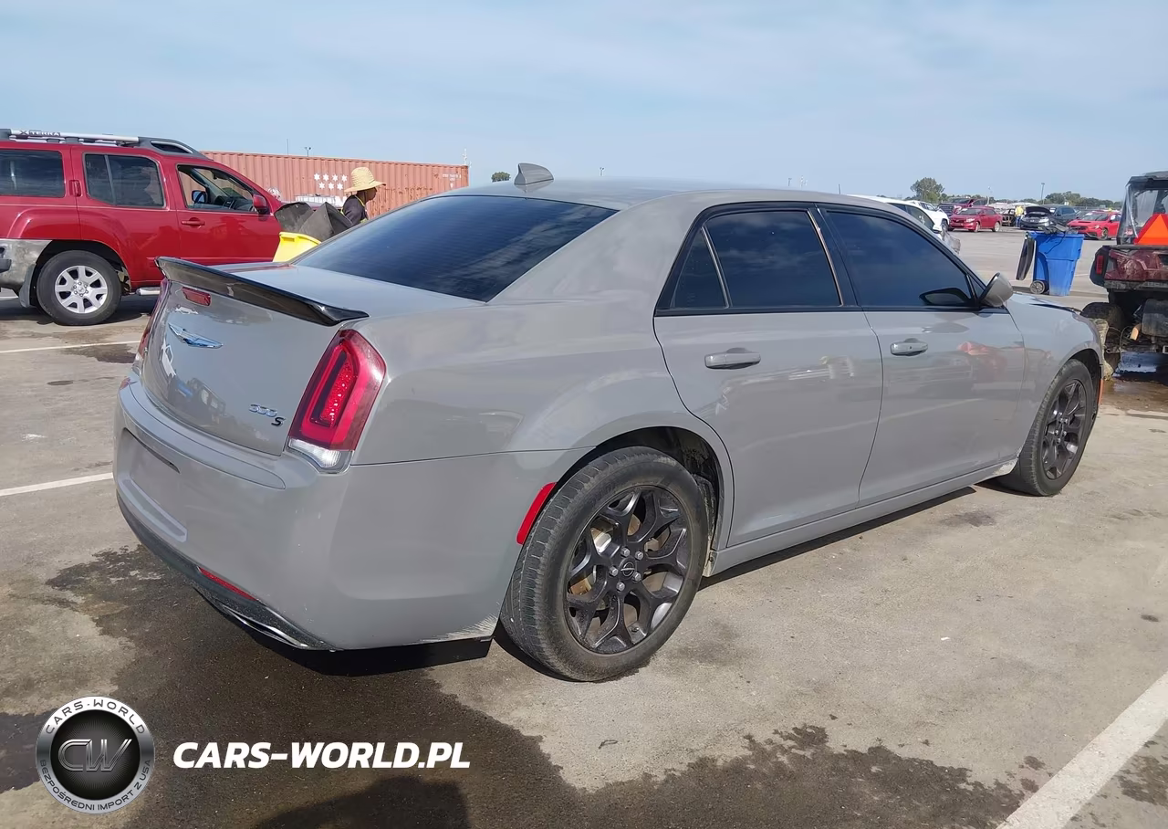 2019 Chrysler 300 300S Awd VIN:2C3CCAGG6KH656039 - 4