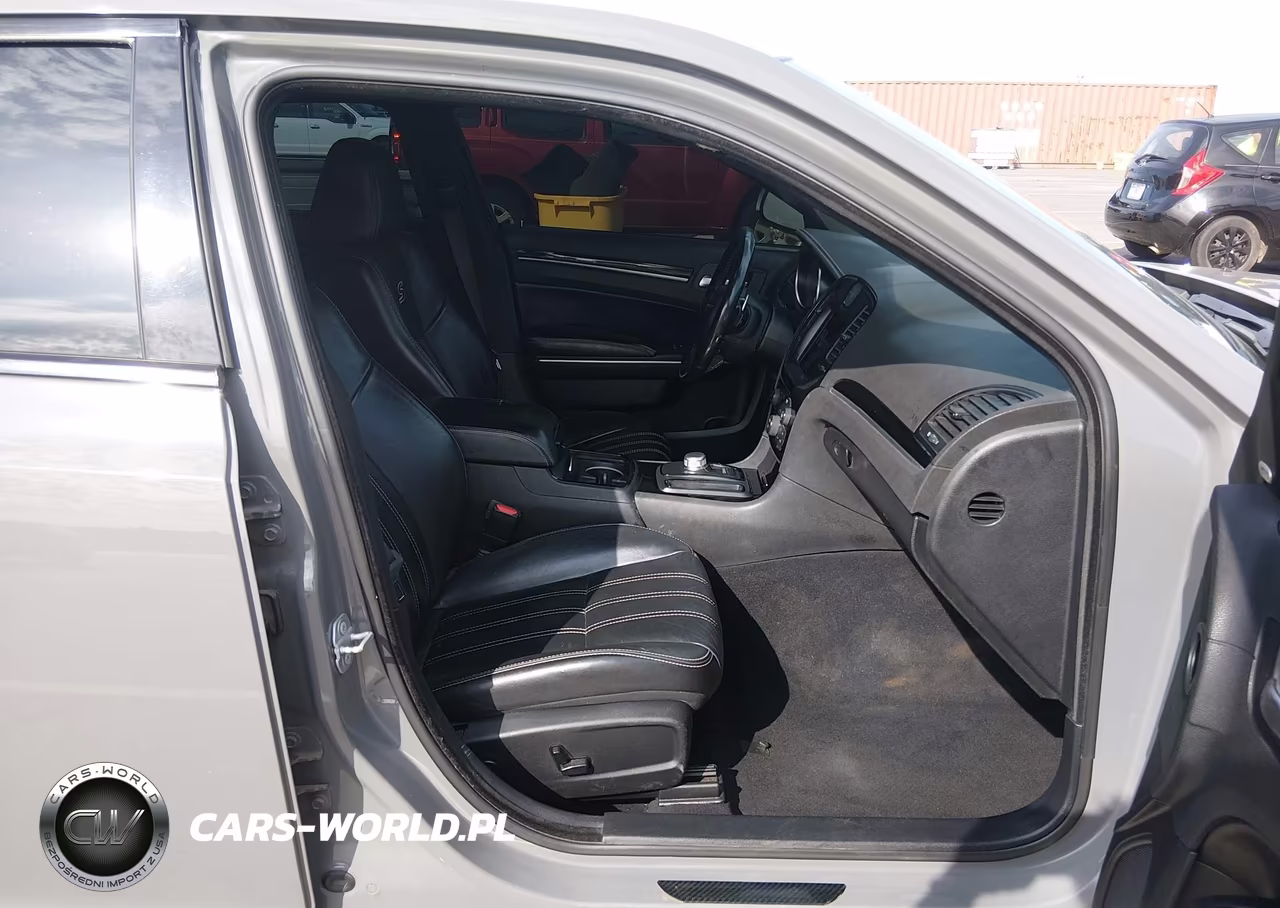2019 Chrysler 300 300S Awd VIN:2C3CCAGG6KH656039 - 5