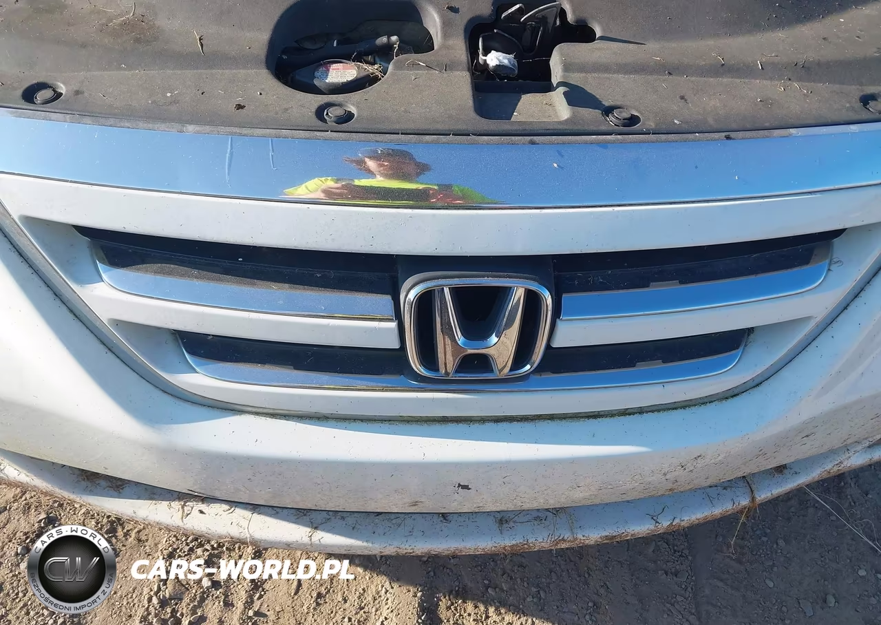 2007 Honda Odyssey Touring VIN:5FNRL38887B118352 - 6