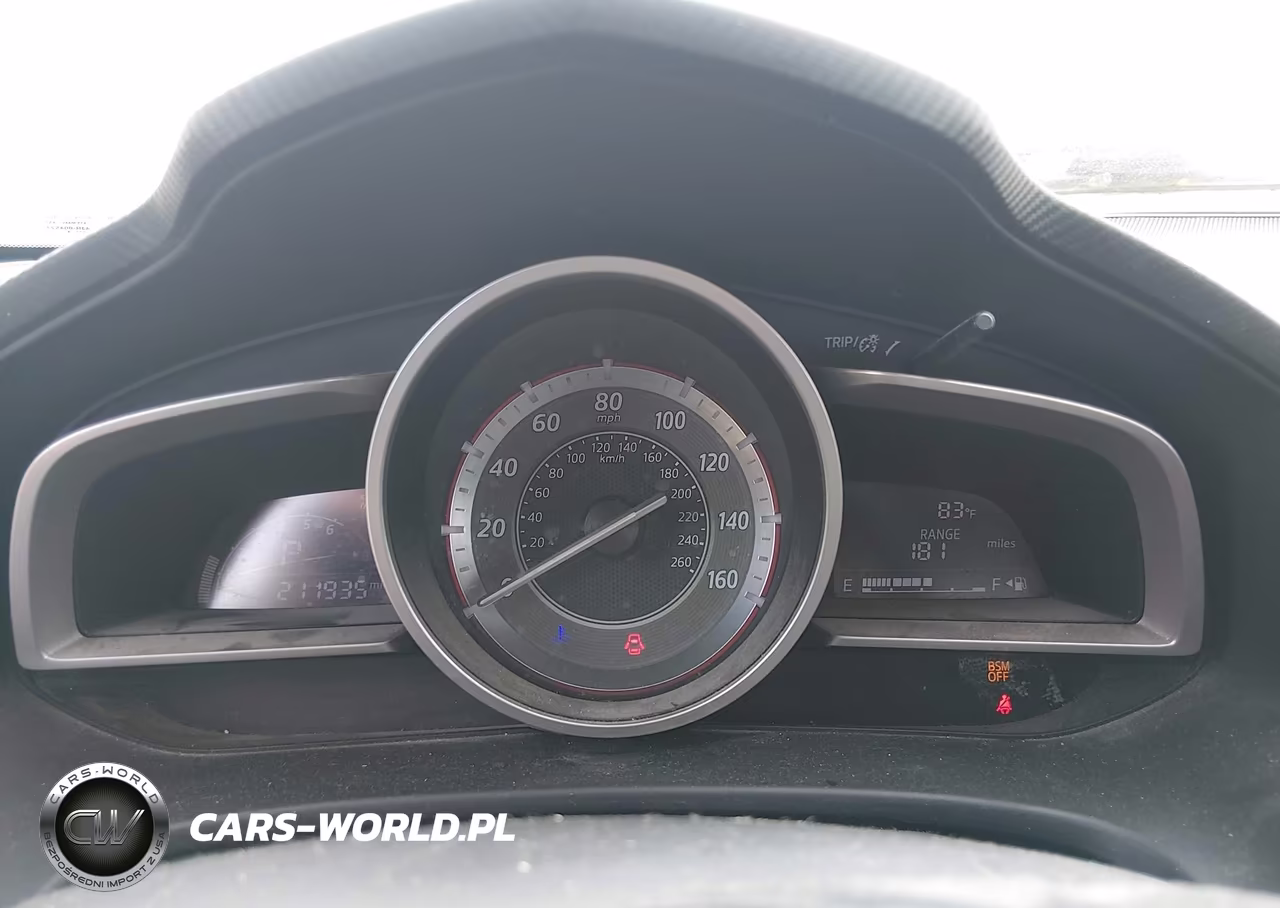 2014 Mazda Mazda3 I Touring VIN:JM1BM1V75E1110035 - 5