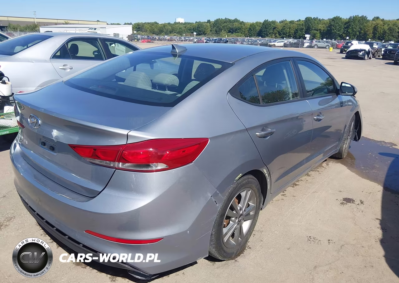 2017 Hyundai Elantra Se VIN:5NPD84LF3HH021764 - 4
