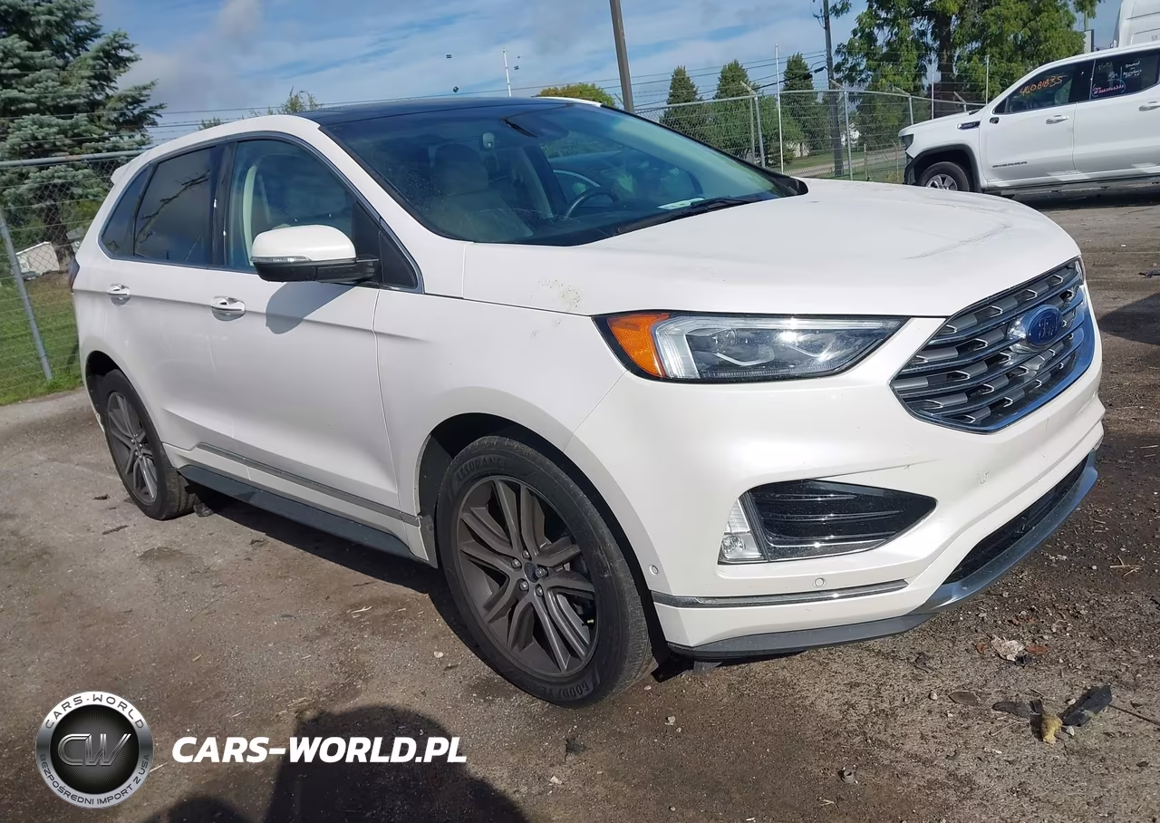 2019 Ford Edge Titanium