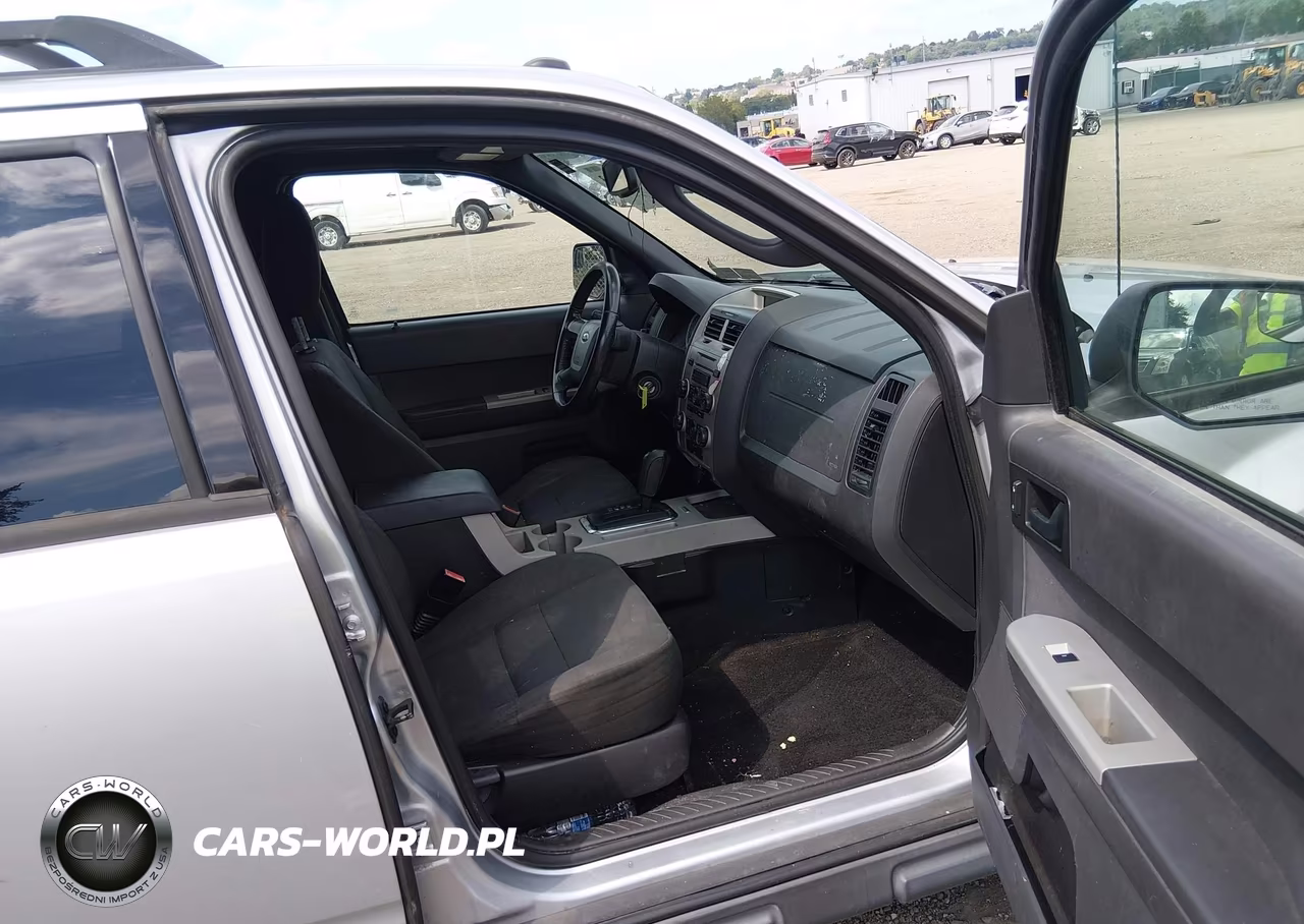 2012 Ford Escape Xlt VIN:1FMCU0D7XCKB70699 - 5