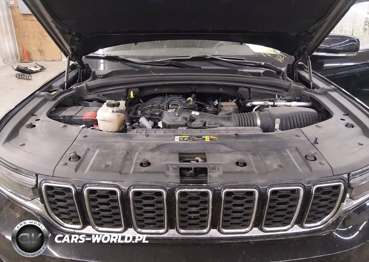 2023 Jeep Grand Cherokee L Limited 4X4 VIN:1C4RJKBG9P8841269 - 10
