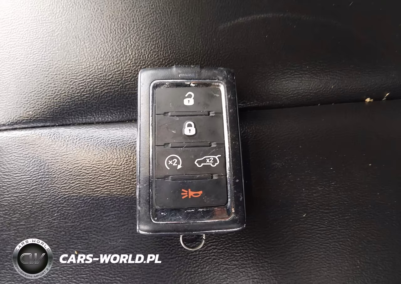 2023 Jeep Grand Cherokee L Limited 4X4 VIN:1C4RJKBG9P8841269 - 11